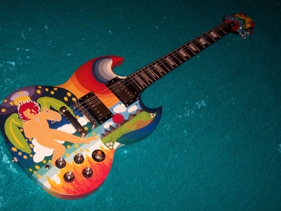 Another replica Fool guitar